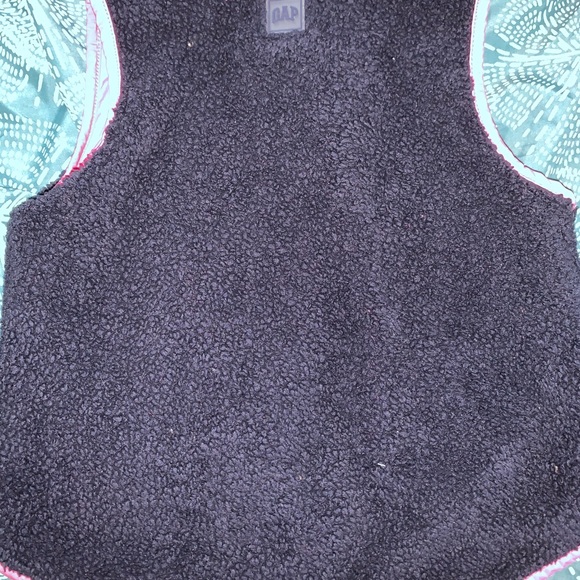 Vest - Picture 4 of 4